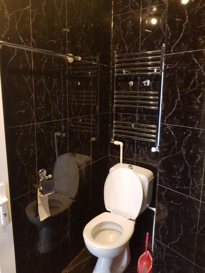 Apartments Cira Батуми Екстериор снимка